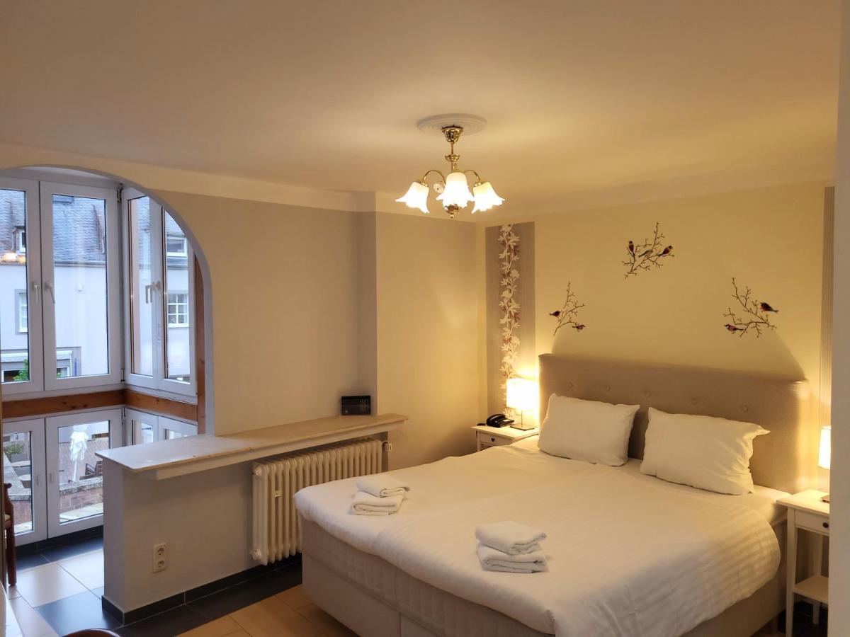 Hotel Am Markt Саарбург Екстер'єр фото