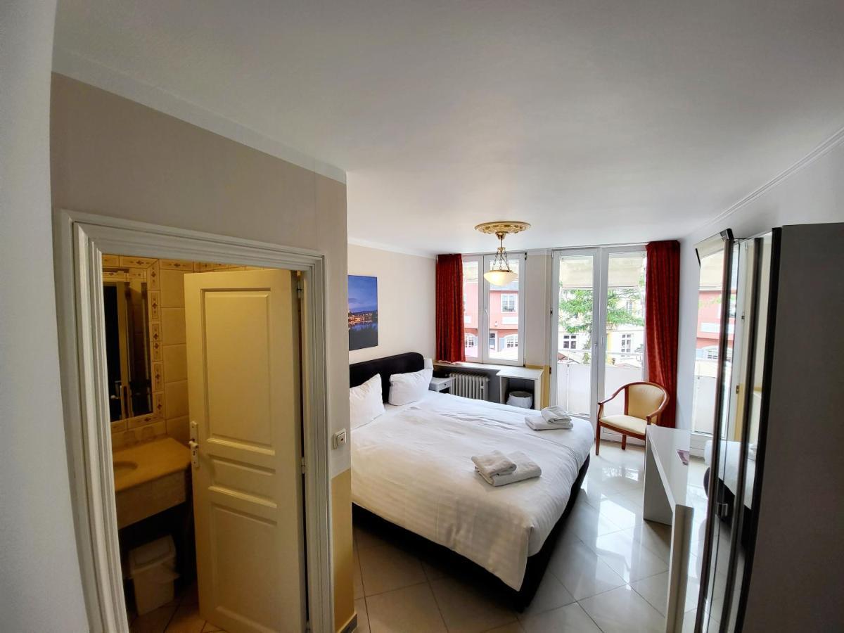 Hotel Am Markt Саарбург Екстер'єр фото