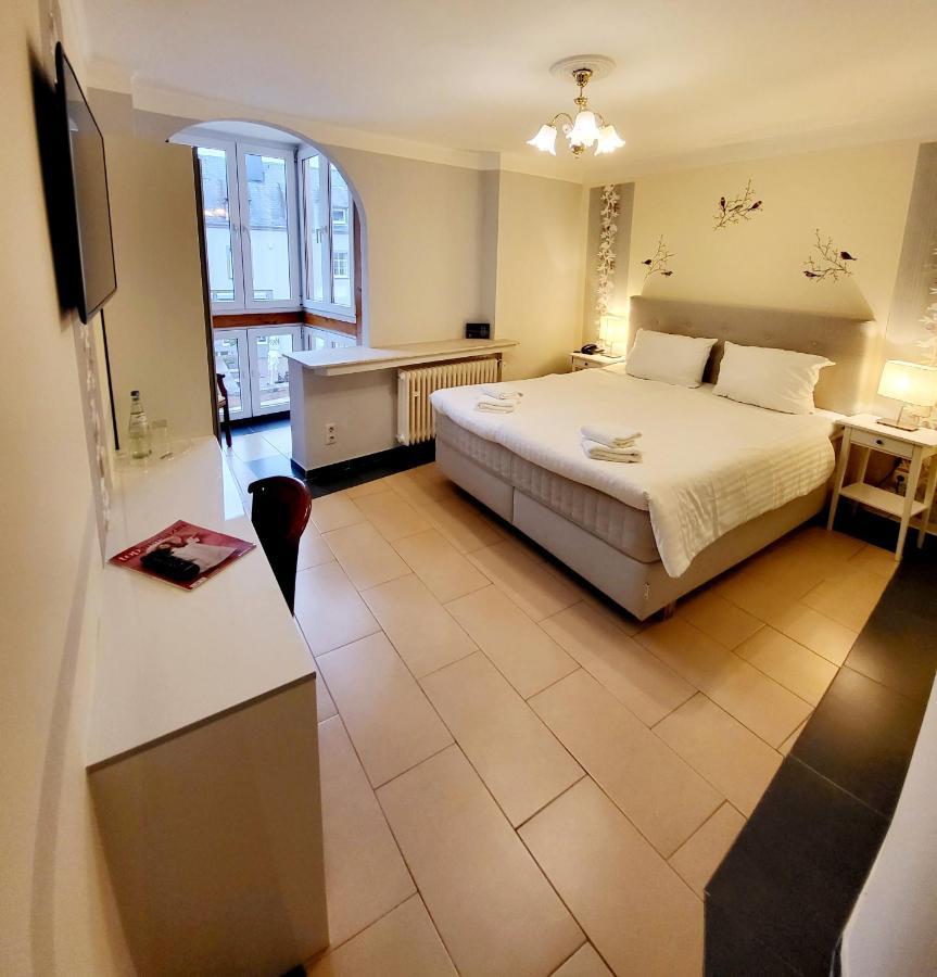 Hotel Am Markt Саарбург Екстер'єр фото